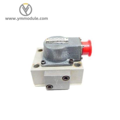 MOOG D136-001-008a Industrial Control Module